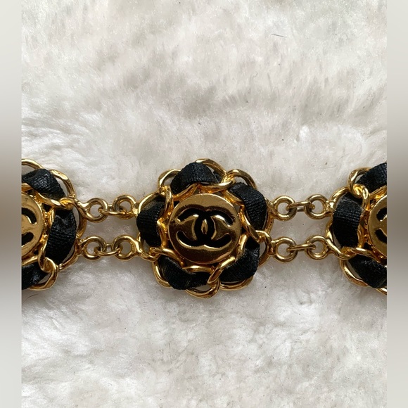 Chanel gold plated CC gold medallions with woven lamb leather chain belt - Picture 6 of 12